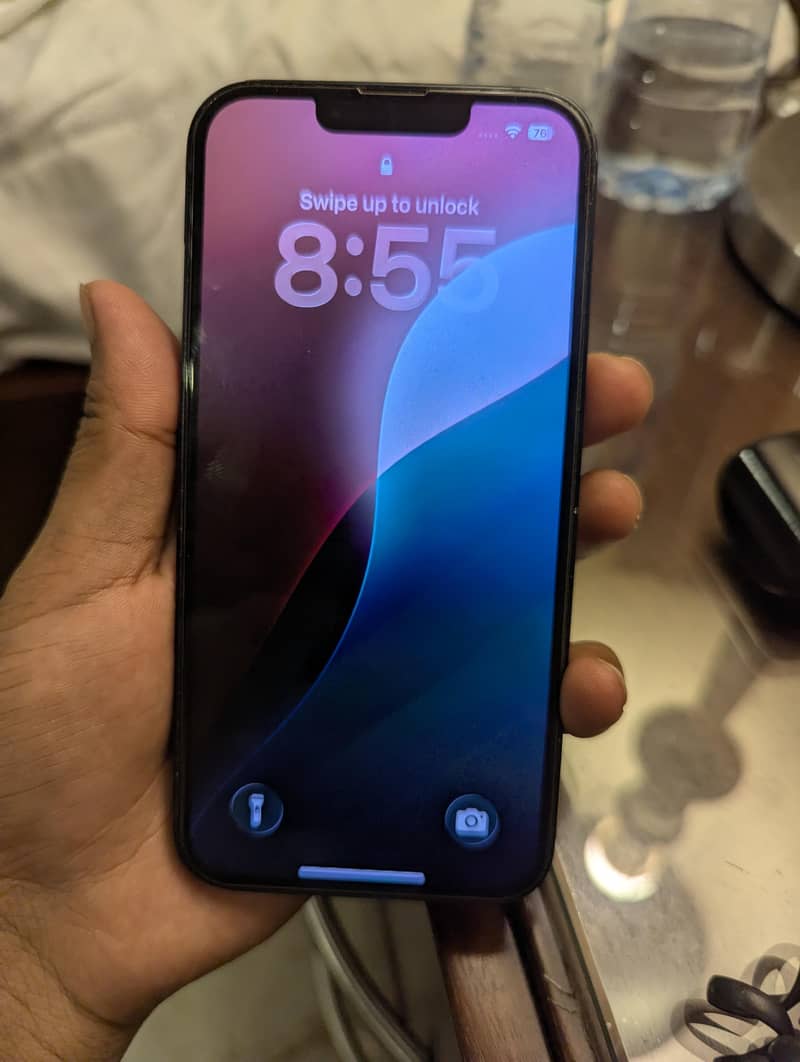 Apple iPhone 13 2
