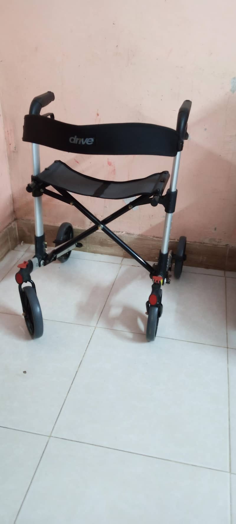rollator walker 0