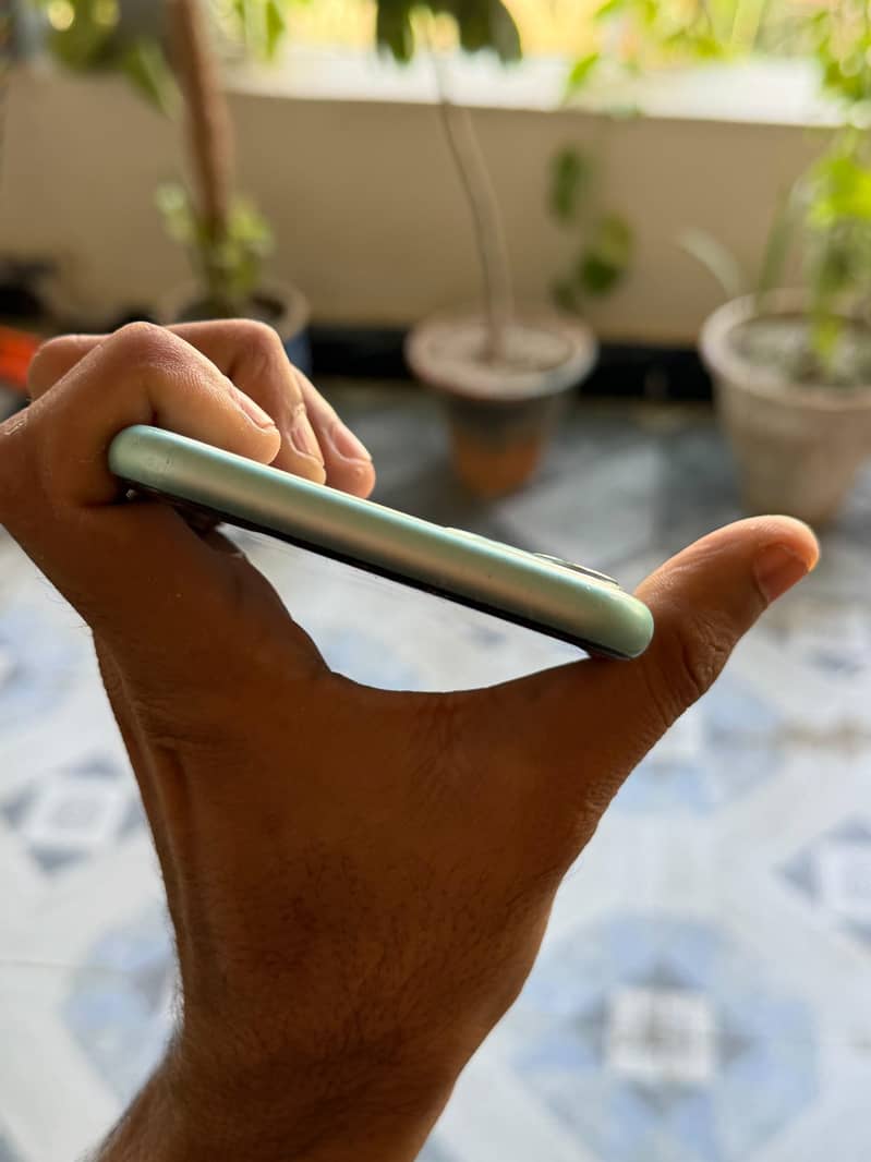 Apple iPhone 11 2