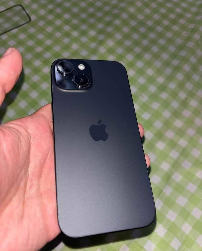 Apple iPhone 15 1