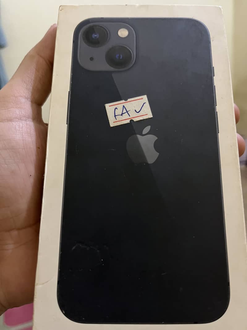 Apple iPhone 13 5