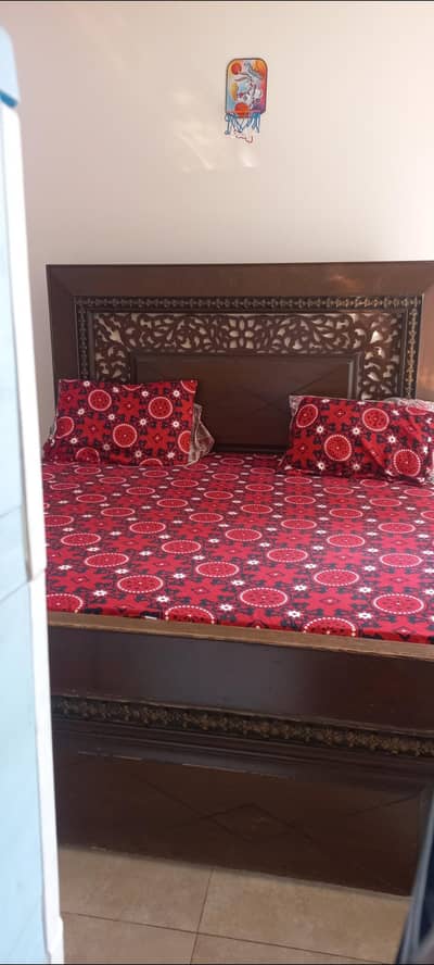 King size bed