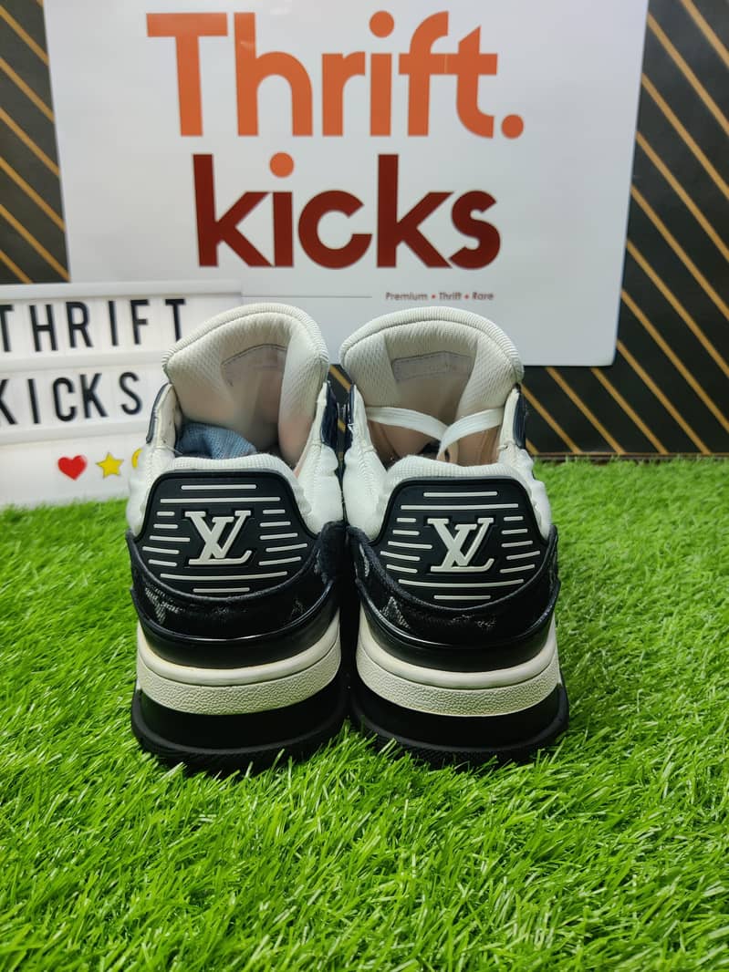 Louis Vuitton Trainer 5