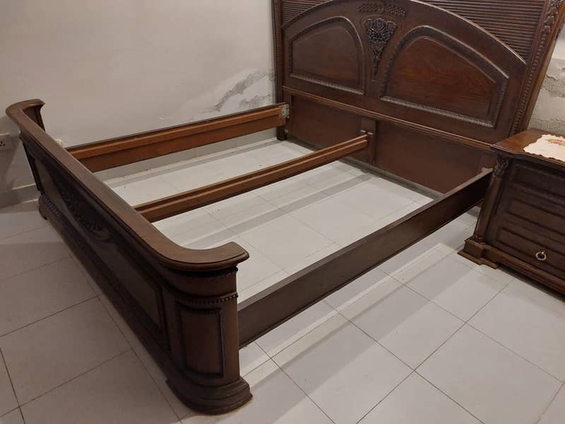 Queen Bed 3