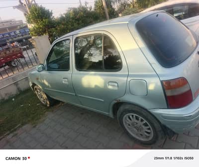 Nissan March 1998