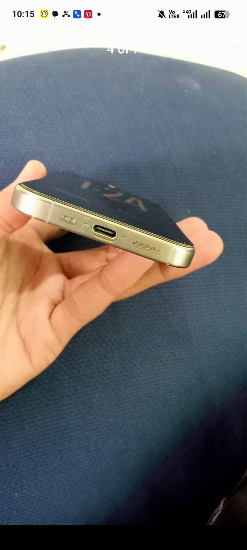Apple iPhone 15 Pro 3