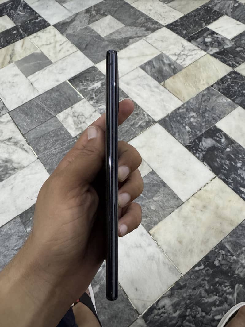 Samsung Mobile Note 10 Plus 4
