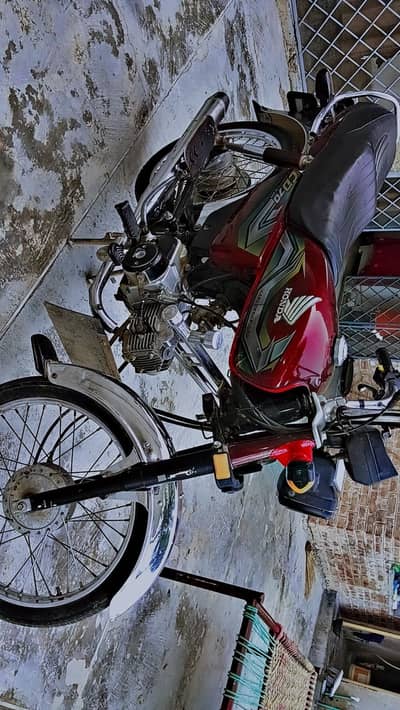 Honda 70c ( 03040655844 whatsapp mb