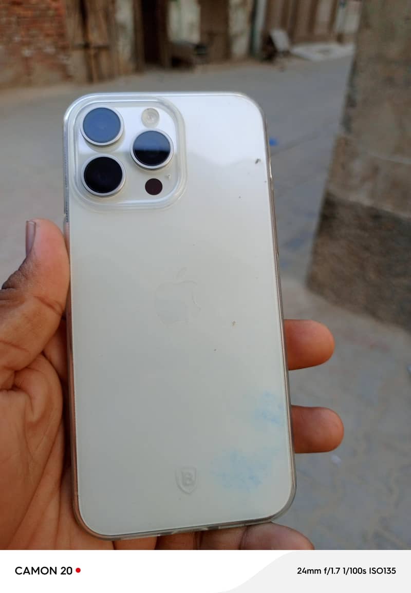 Apple iPhone 15 Pro Max 0