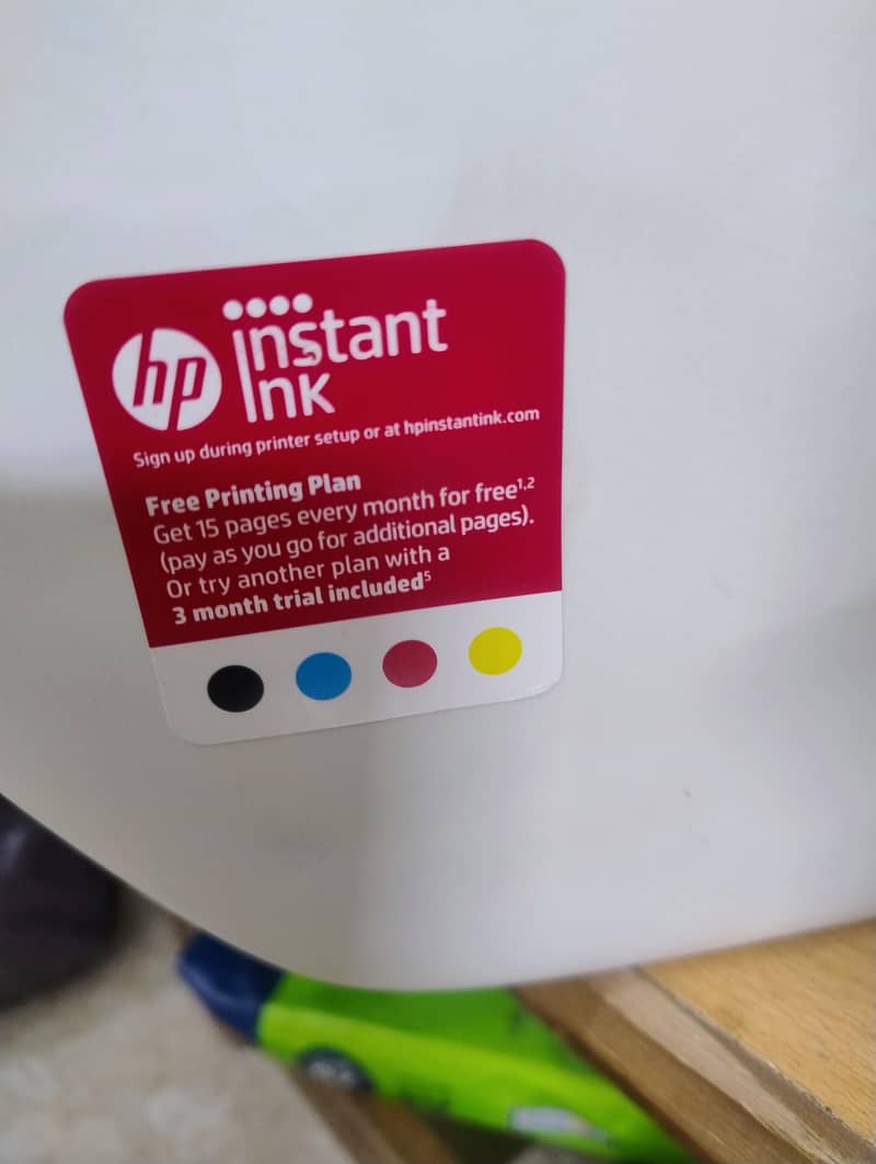 HP کا کلر پرنٹر 3