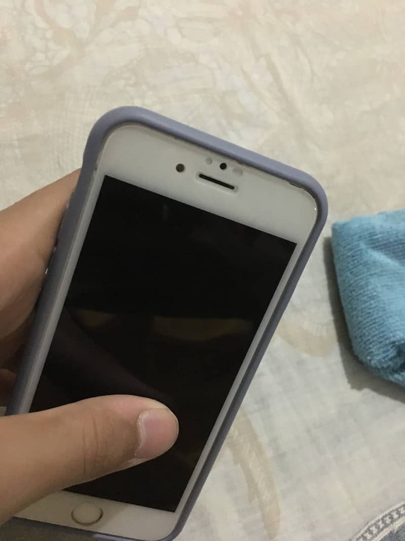 Apple iPhone 6 6