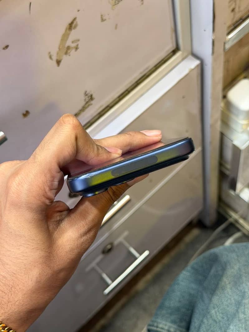 Apple iPhone 17 Pro Max 3