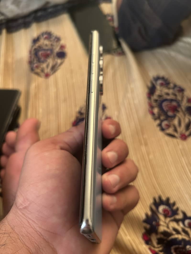 Tecno CAMON 40 Pro 2