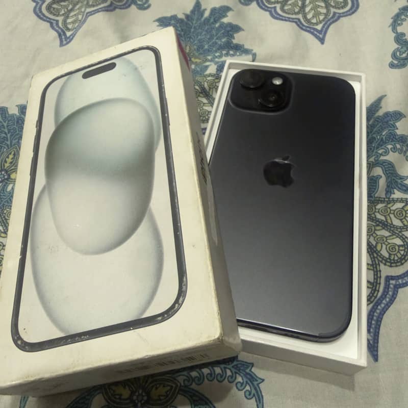 Apple iPhone 15 2