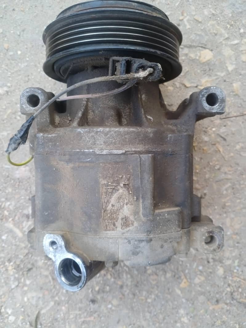 2003 model corolla compressor 1