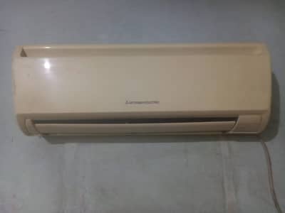 Mr. slim 1.5ton old model split Ac bilkul ok