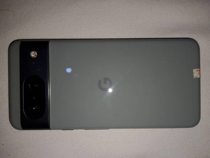 Google Pixel 8 5