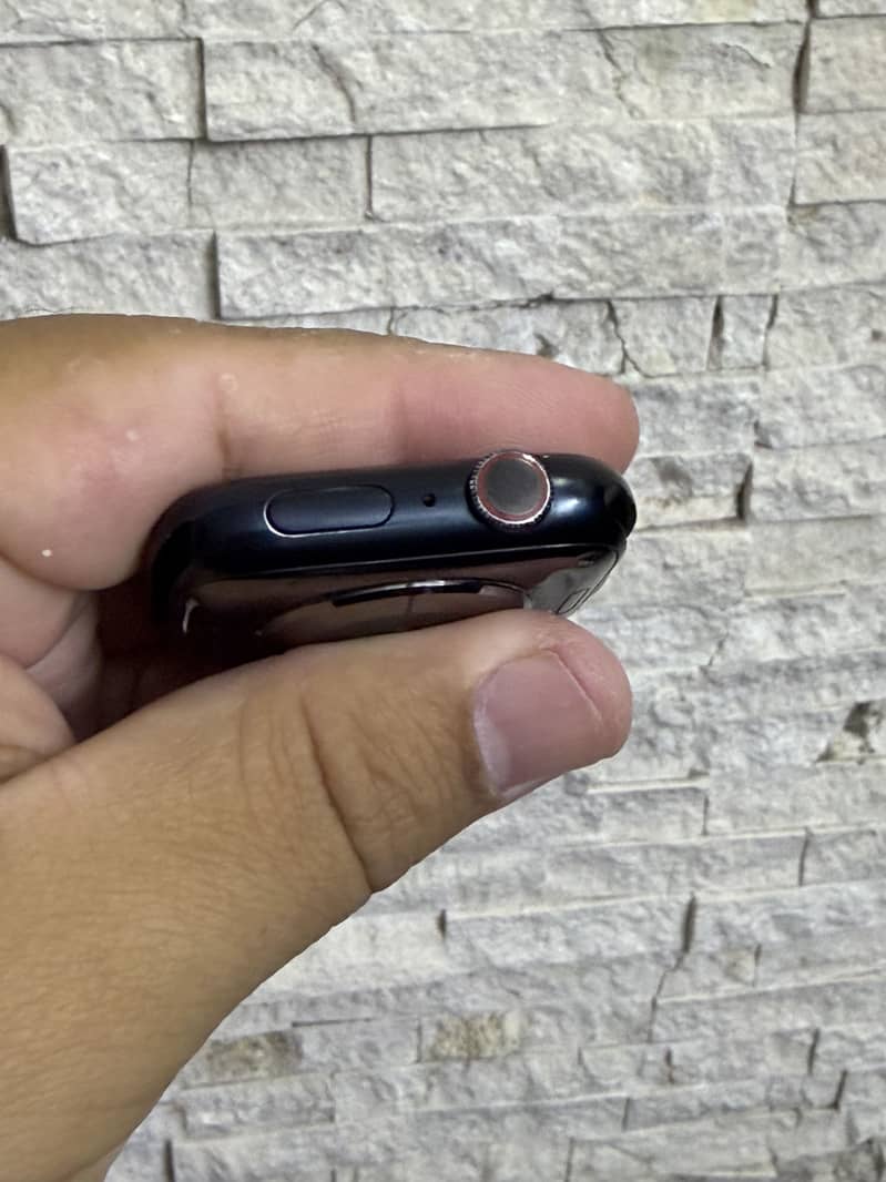 Apple watch 8