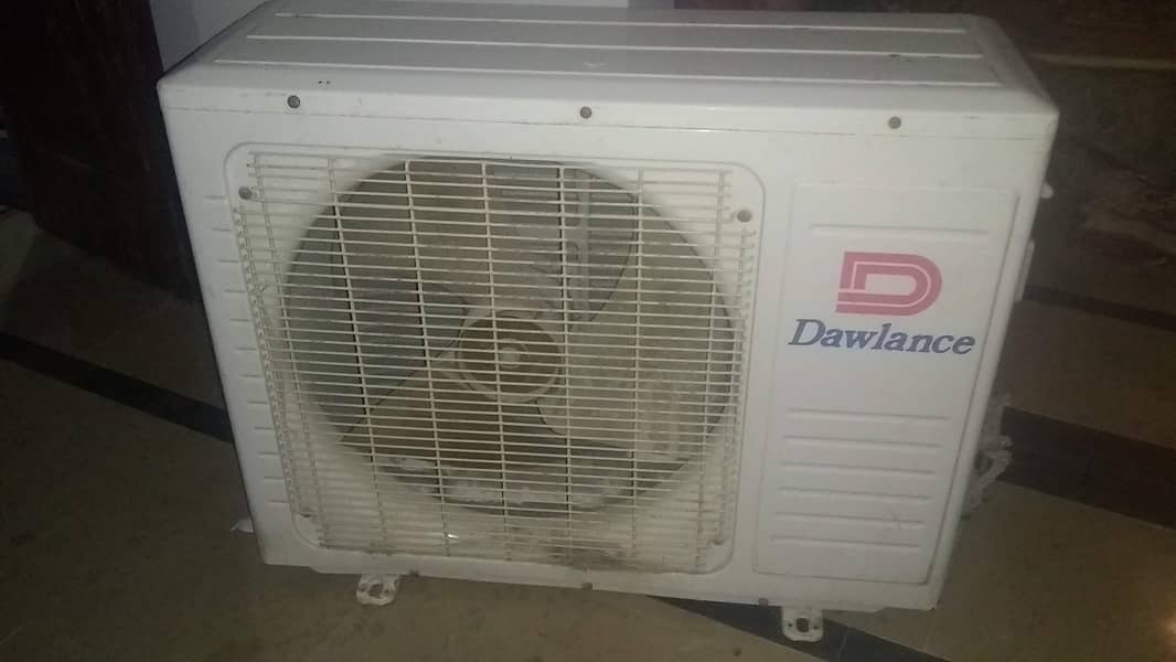 Dawlance 1 Ton split AC 1