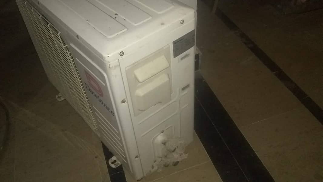 Dawlance 1 Ton split AC 2
