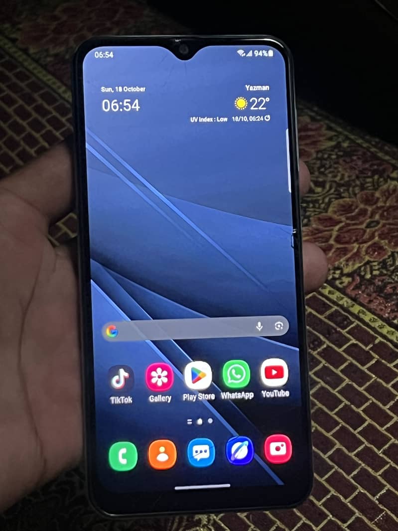Samsung Mobile A50 1