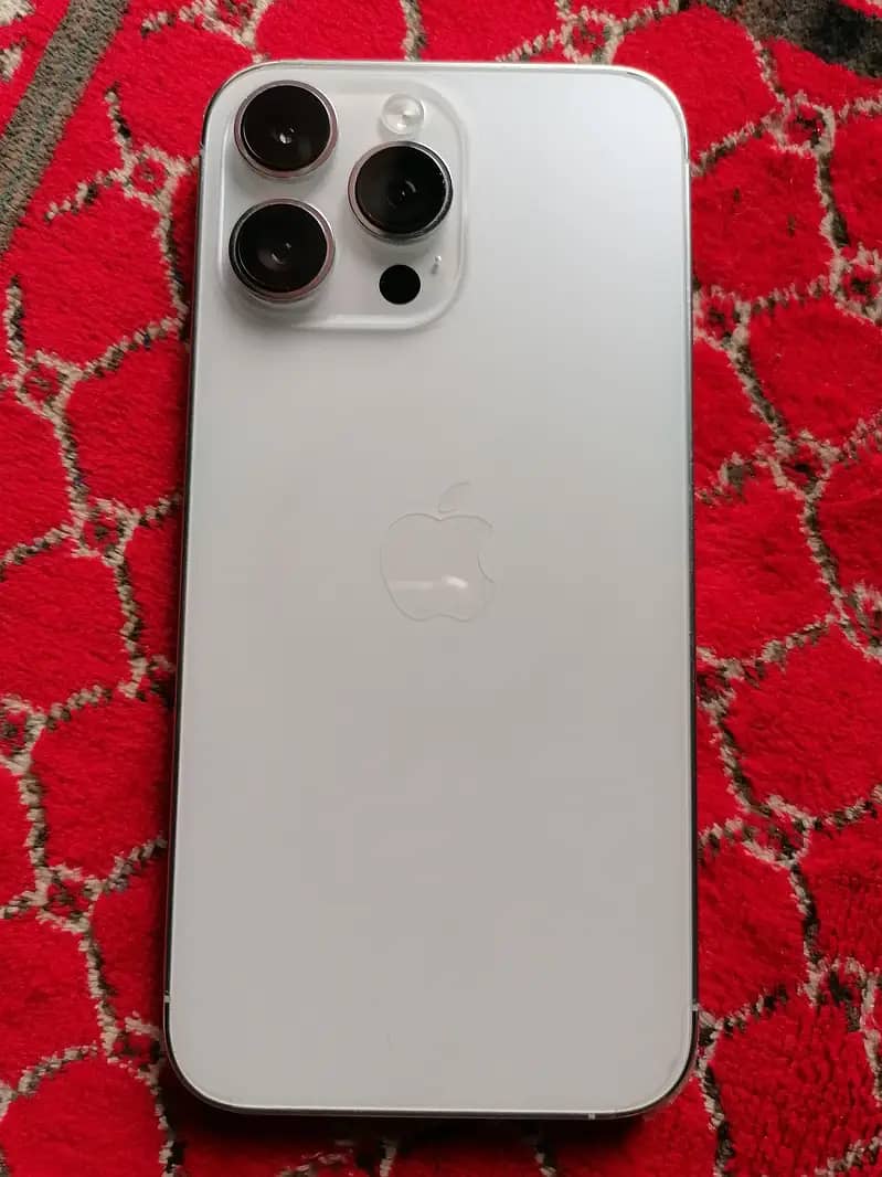Apple iPhone 14 Pro Max 0