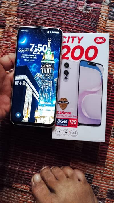 Itel City 200