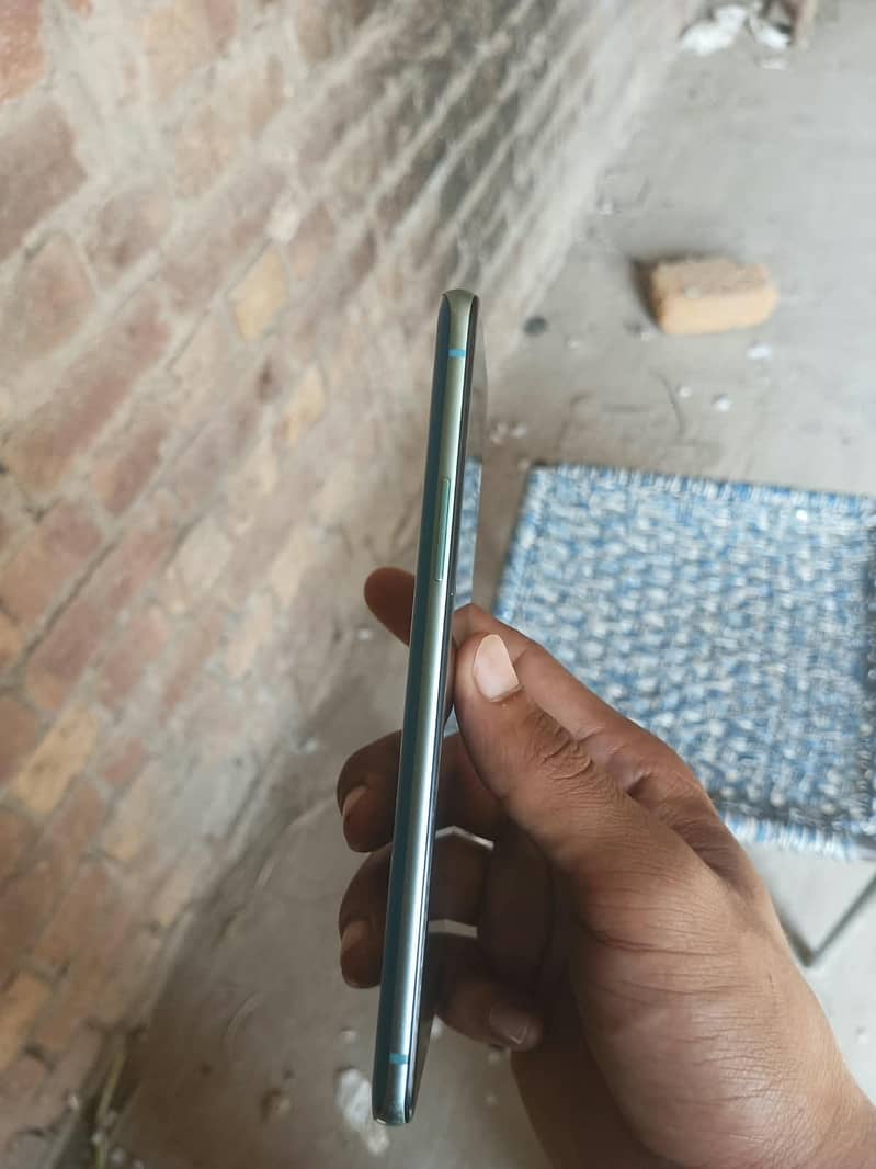 One Plus 8T 5