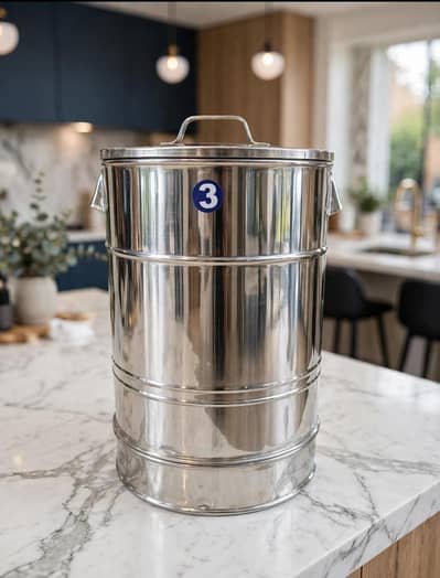 steel ata mati aur steel water cooler sada aur design Wala