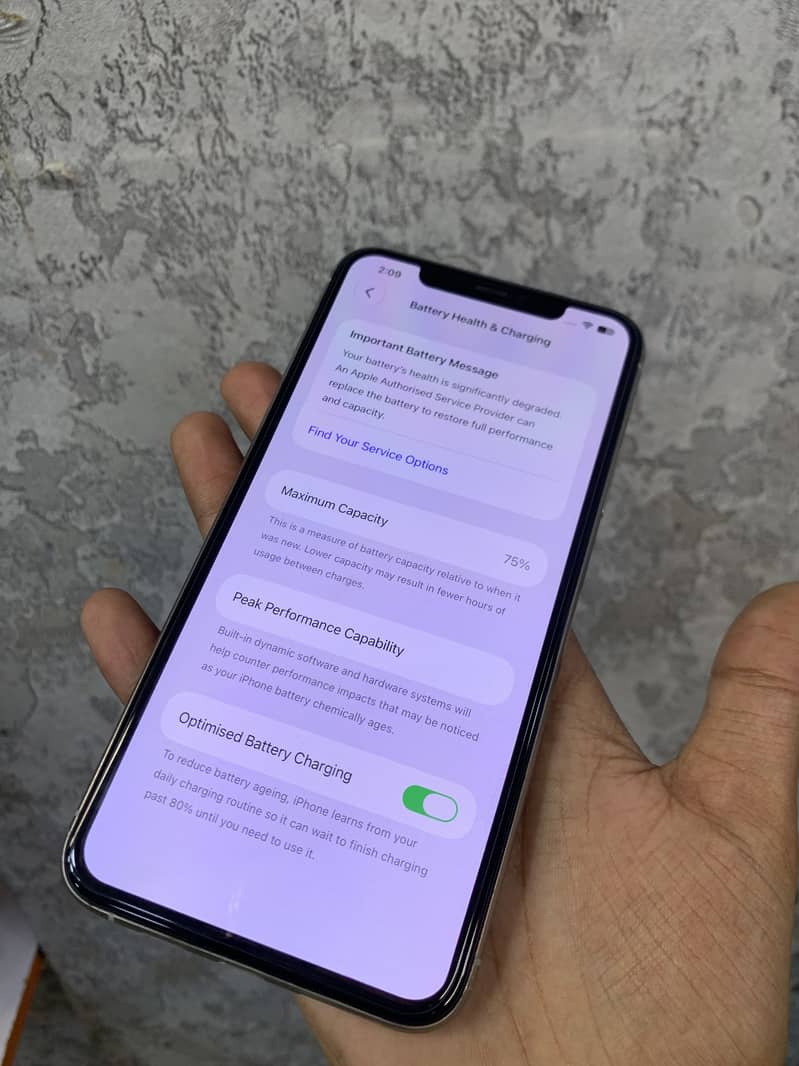 Apple iPhone 11 Pro Max 1