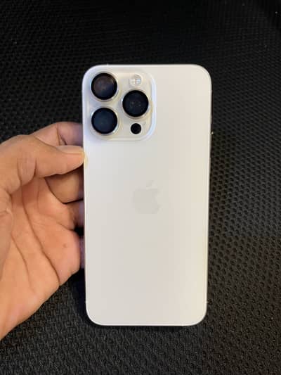 iPhone 15 Pro Max- 256gb like new