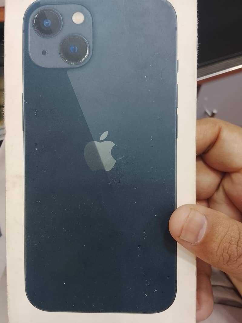 Apple iPhone 13 5