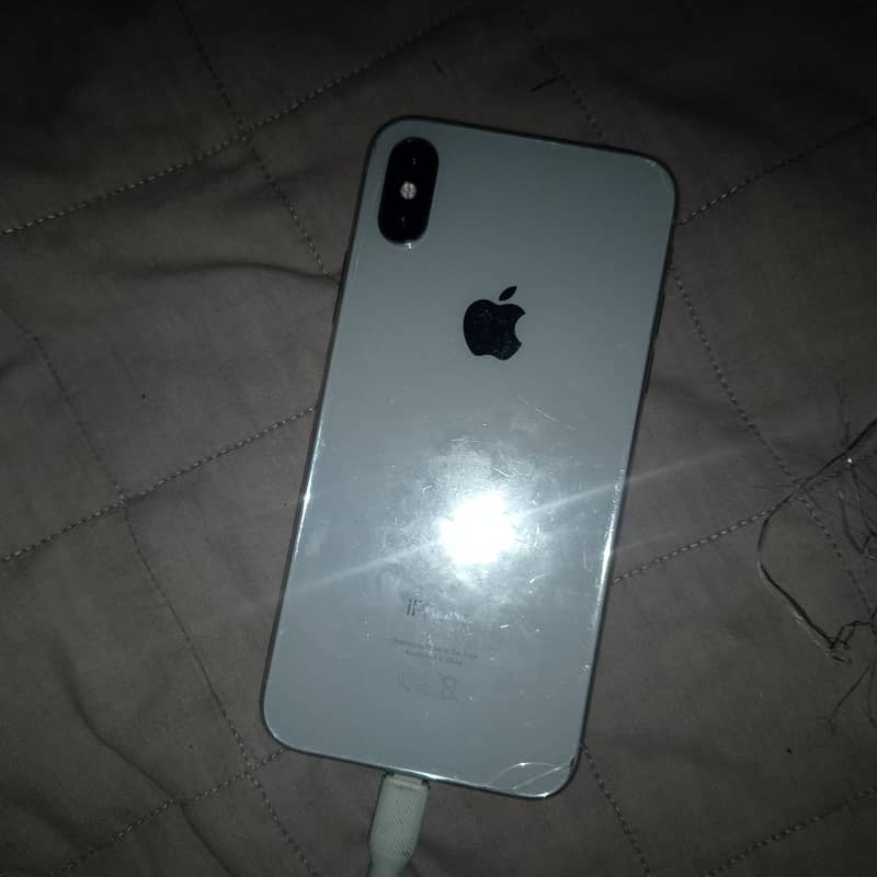 Apple iPhone X 3