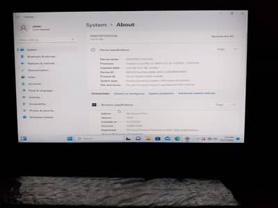 i5 2nd gen 12 gb ram 4tb hhd 128gb ssd 24 borderless LCD window 11 pro