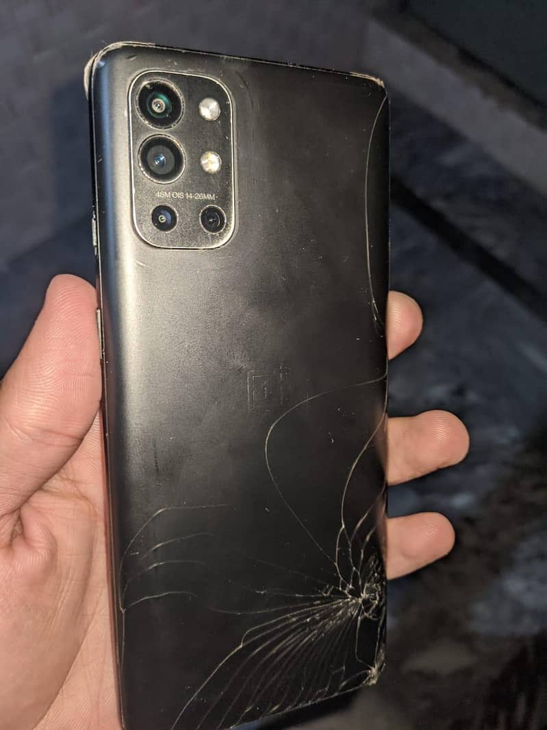 One Plus 9R 4
