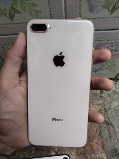 Apple iPhone 8 Plus
