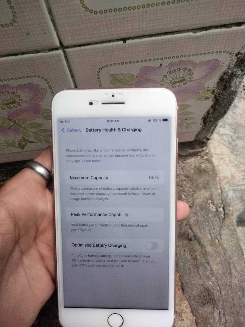 Apple iPhone 8 Plus 4