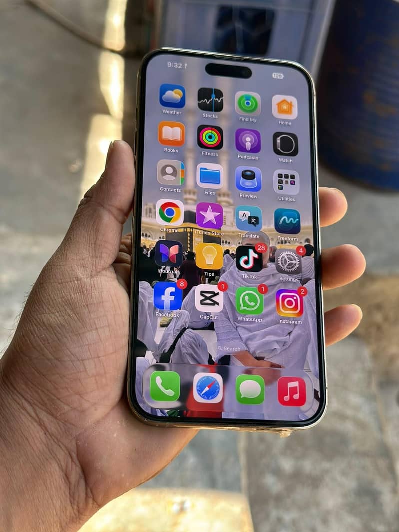 Apple iPhone 14 Pro Max 4