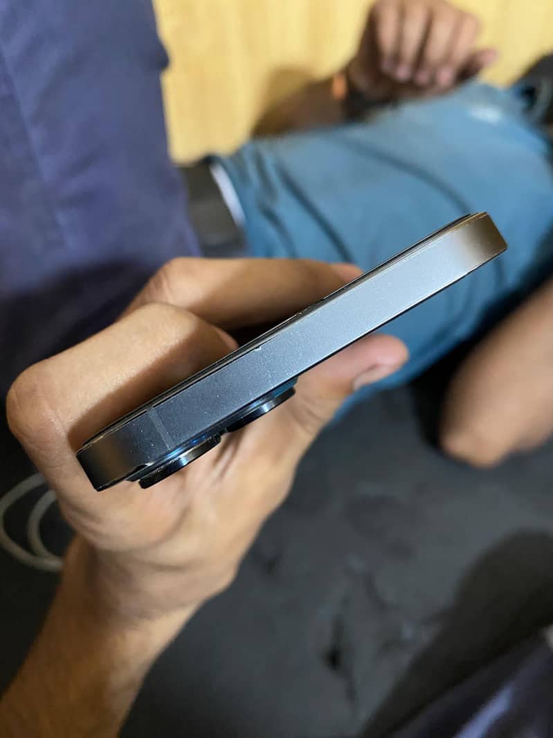 Apple iPhone 12 Pro Max 2