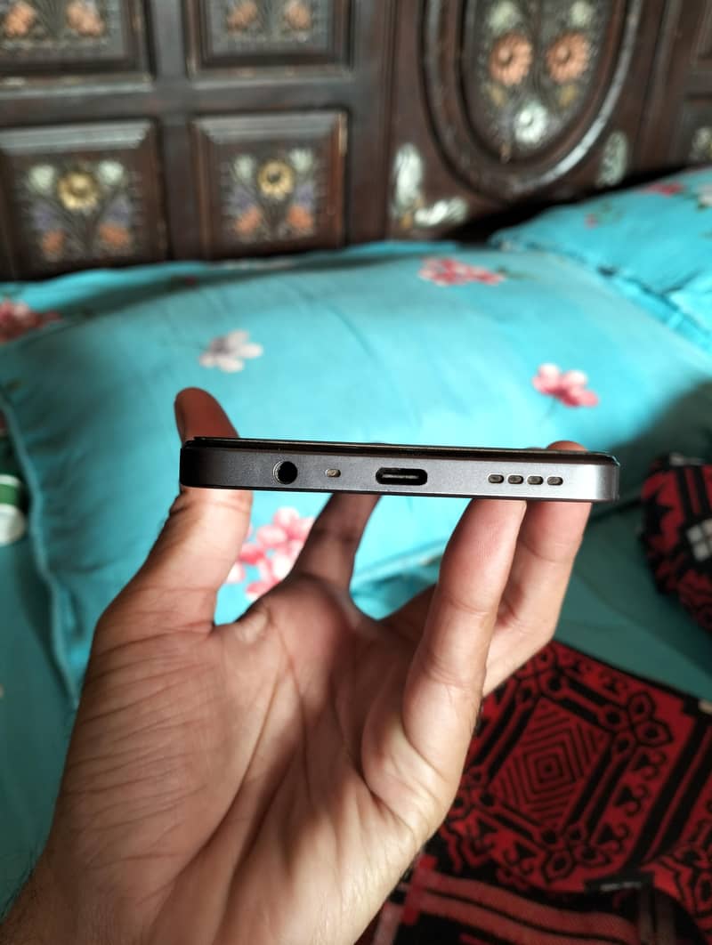 Realme Note 60x 2