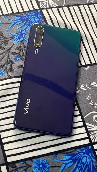 Vivo S1