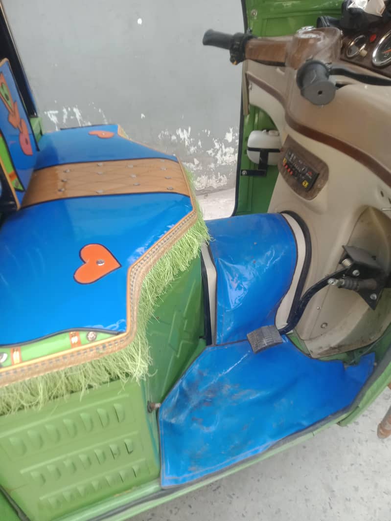 new model auto rickshaw 13