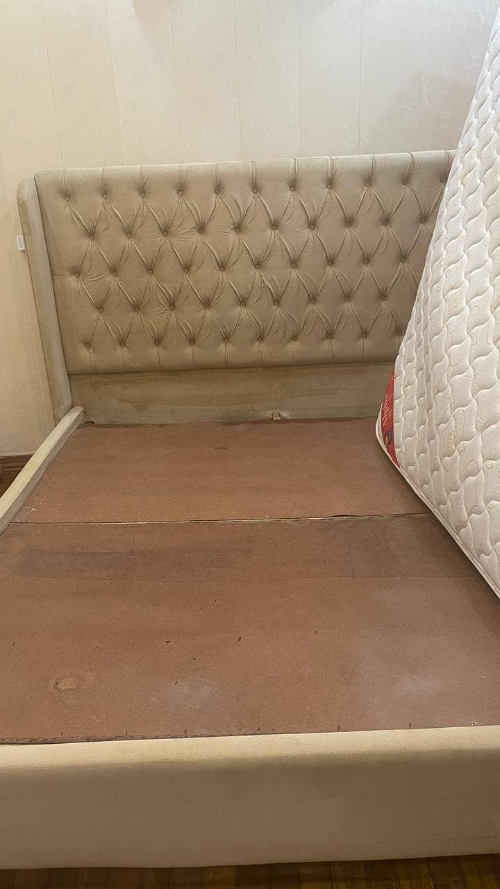 Luxury bed 0