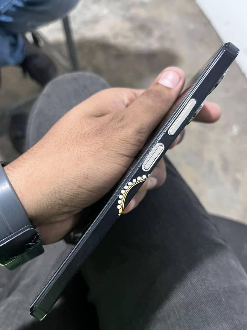 Realme C53 6