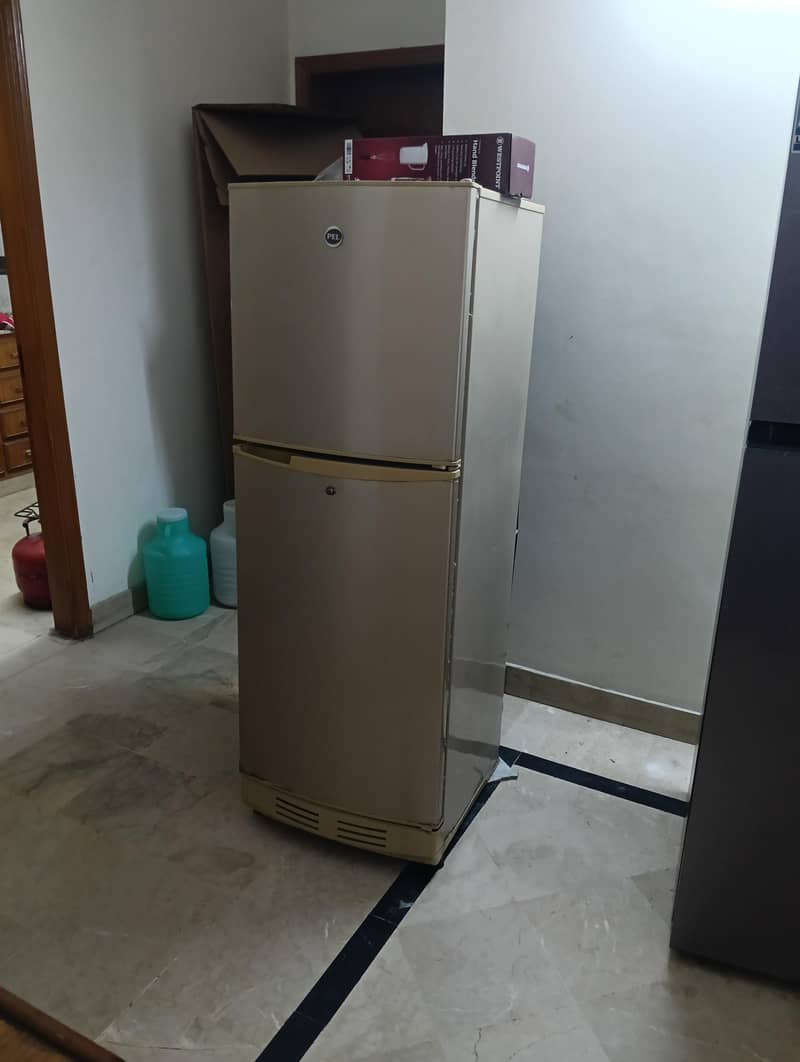 Pell Tow Door 9