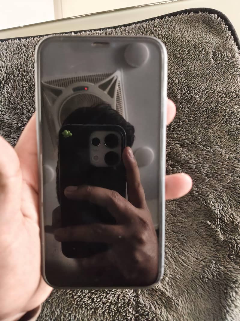 Apple iPhone 11 2