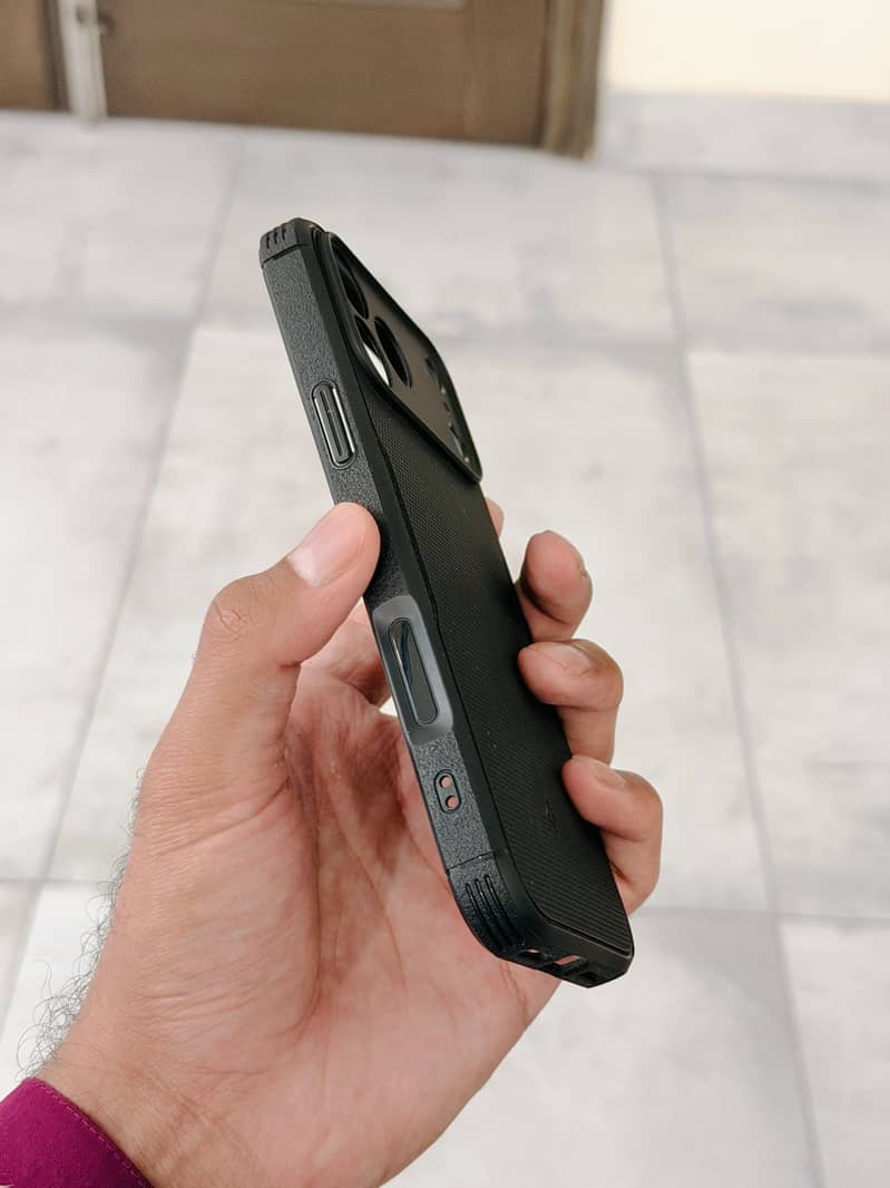 Spigen Core Armour 4