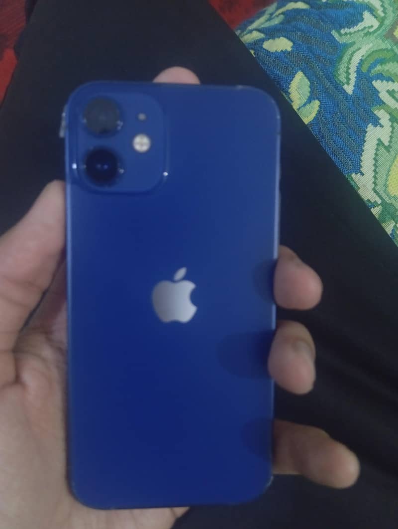 Apple iPhone 12 mini 7