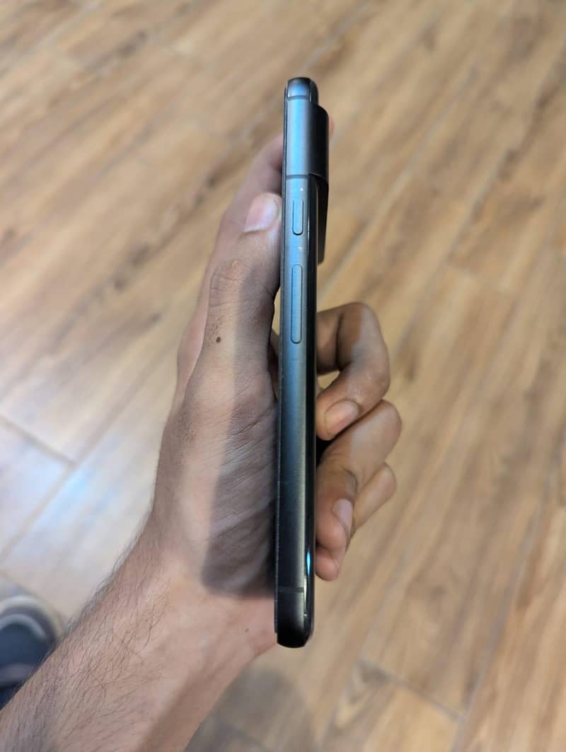 Google Pixel 8 3
