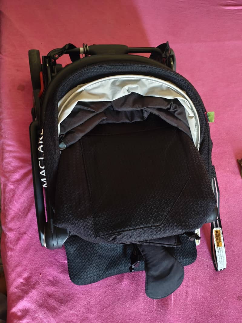 Branded pram Maclarean 3